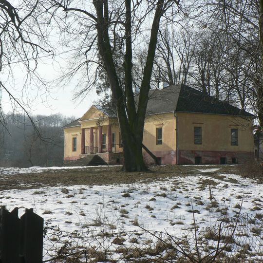 Dolný kaštieľ, kúria