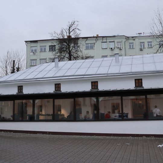 Новая Басманная улица 23а c4, Службы южные