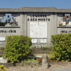 Monument aux morts du cimetière de Lewarde