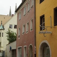 Wohn- und Geschäftshaus, wohl ehemals Bruderschaftshaus der Kramer