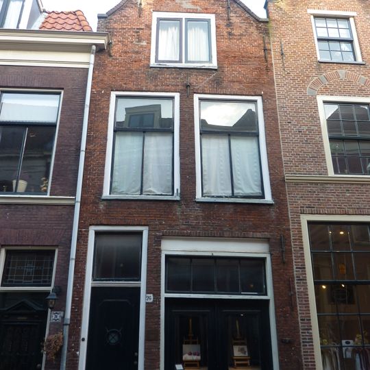 Langebrug 26, Leiden
