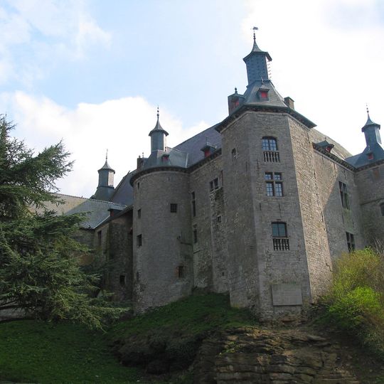 Écaussinnes-Lalaing Castle