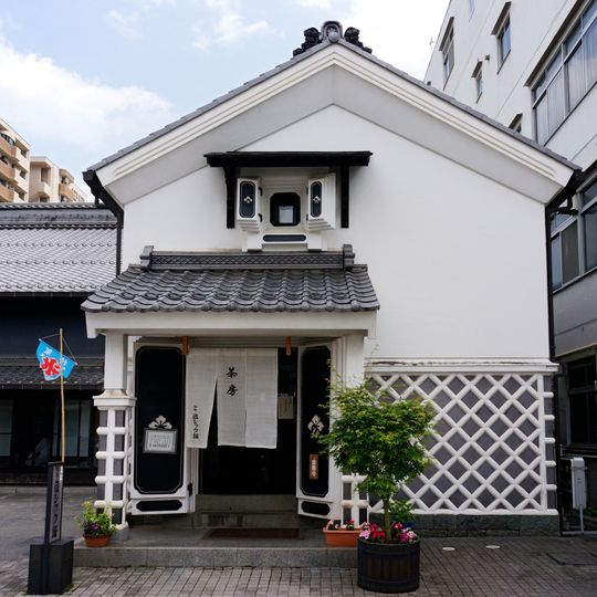 Nakamachi Kurassic-kan