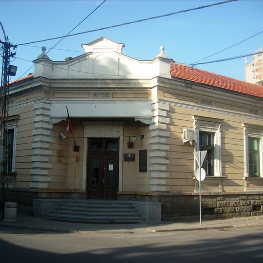 Зграда Окружног суда у Лесковцу