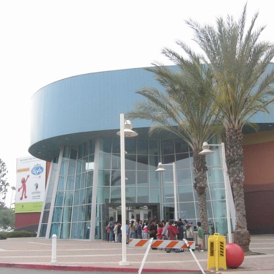 Discovery Science Center
