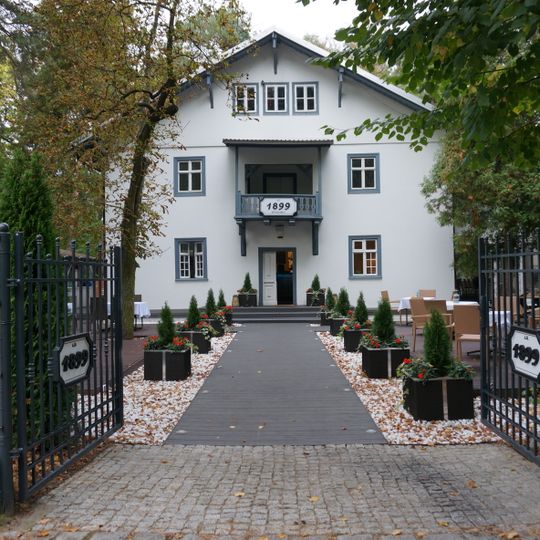 Zespół willi SZWAJCARKA