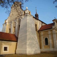 Kościół Matki Bożej Szkaplerznej i św. Dominika w Łabuniach