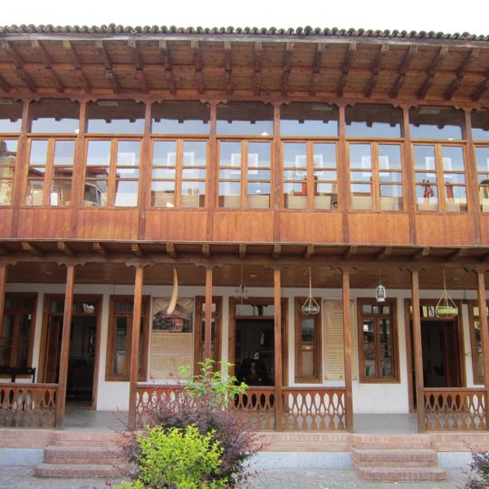 Mirza Kuchik Khan House