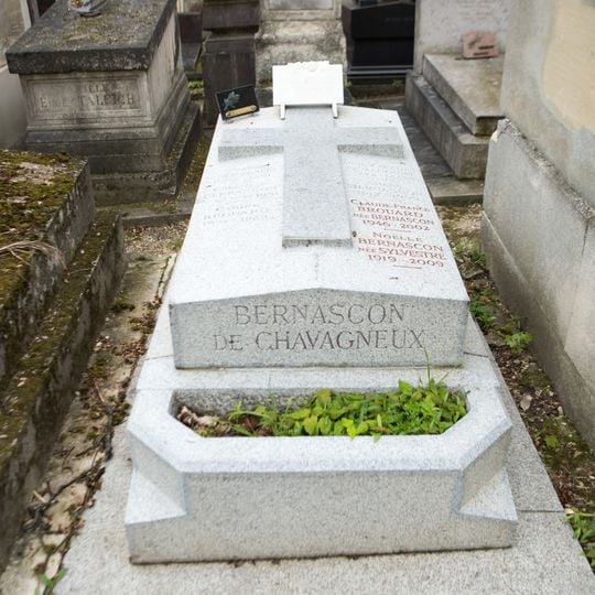 Grave of Bernascon de Chavagneux