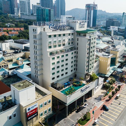 Royale Chulan The Curve