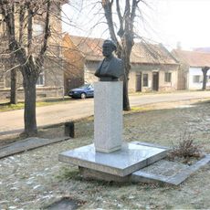 Pomník Antonína Dvořáka v Liehmannově ulici v Zlonicích