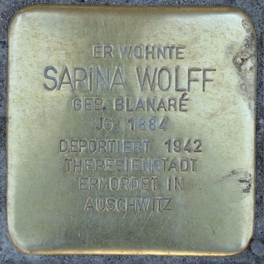 Stolperstein en memoria de Sarina Wolff