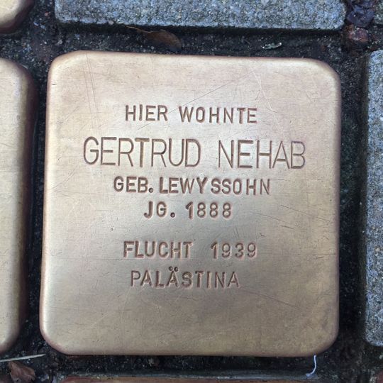 Stolperstein en memoria de Gertrud  Nehab