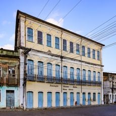 Sobrado à Rua Treze de Maio, 13