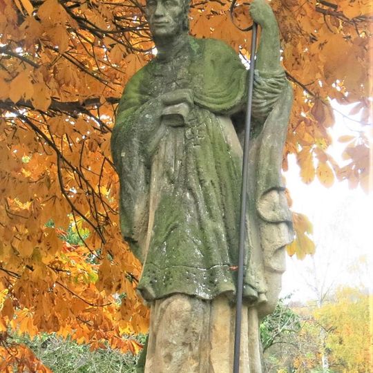 Socha svatého Prokopa na návsi v Touchořinách