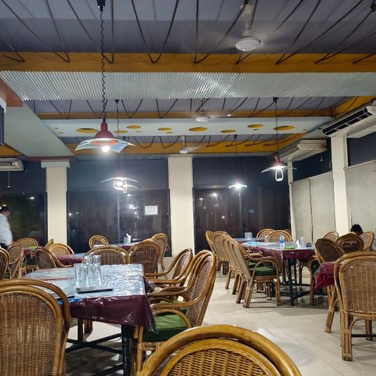 Food Village Plus