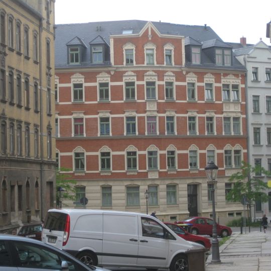 Mietshaus in geschlossener Bebauung konzipiert Tschaikowskistraße 59