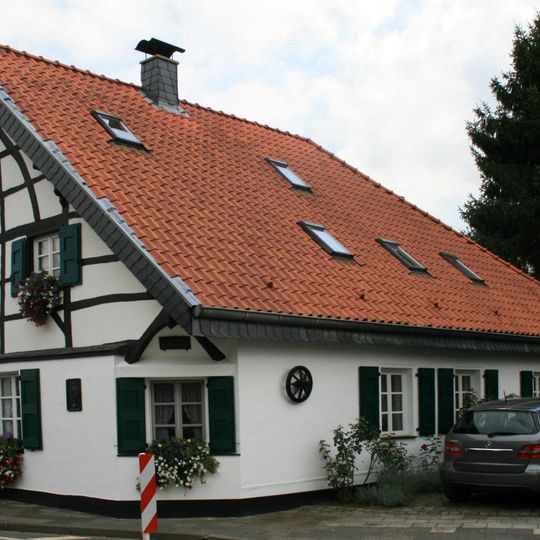 Seidenweberstraße 48