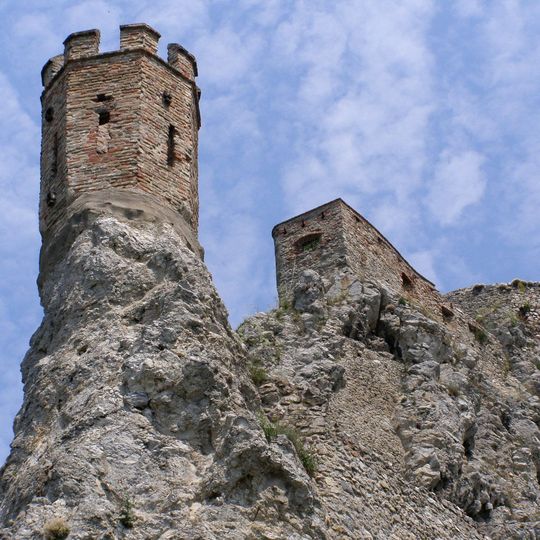 Hrad Devín-slovan. hradisk, opevnenie juhozápadné