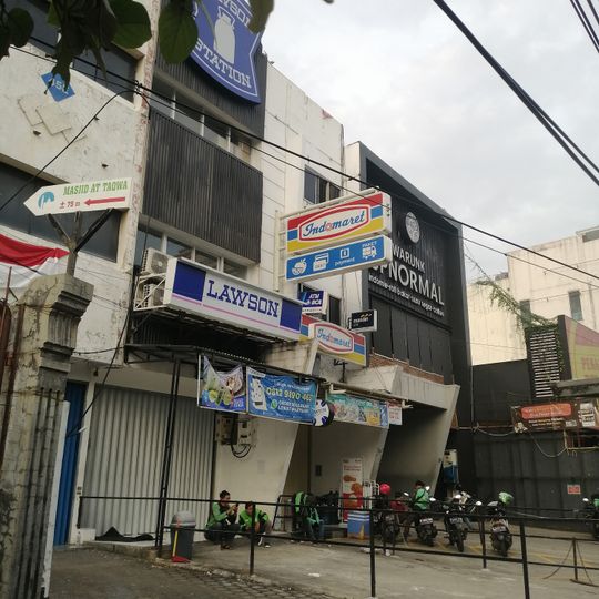 Warunk Upnormal Tebet