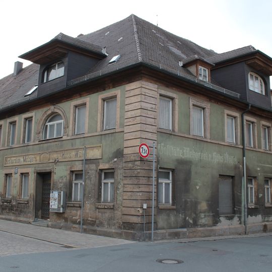 Friedrich-Ebert-Straße 5