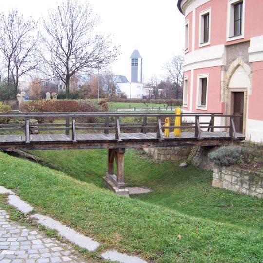 Lávka do chodovské tvrze