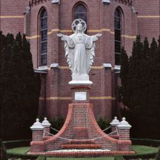 Statue of Sacred Heart of Jesus Christ