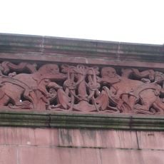 Plastic decoration of the Lessingbrücke