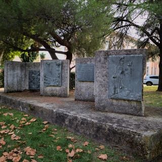 Monumento ai caduti nella guerra 1940-45