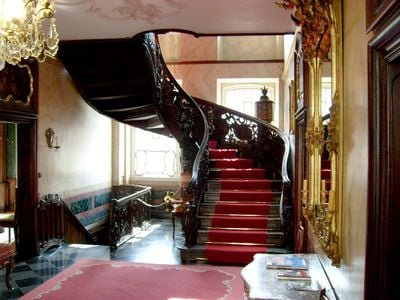 Interior 2