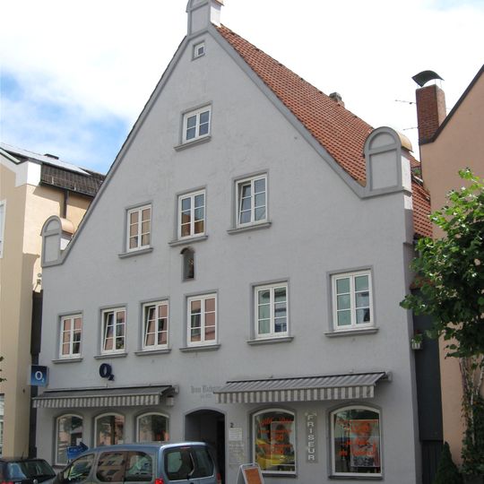 Wohn- und Geschäftshaus