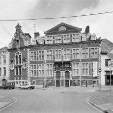 Huis met de Stenen Trappen
