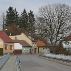 Most ulice Dr. Stejskala přes Spolský potok v Ledenicích