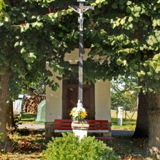 Kříž u kaple v Nové Vsi