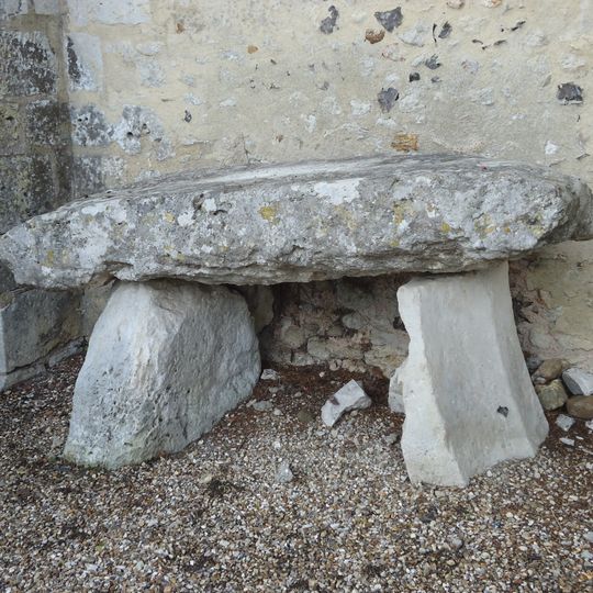 Dolmen von Aubevoye