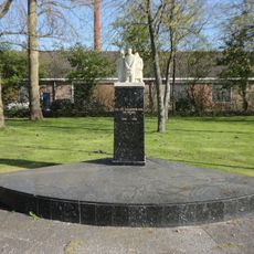 War memorial 1953