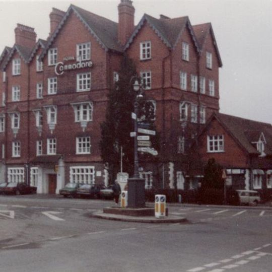 Hotel Commodore,Spa Road