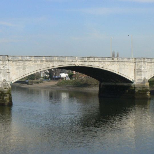 Chiswick Bridge
