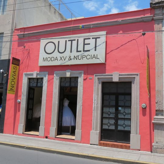 Casa de Morelos y Pavón 519