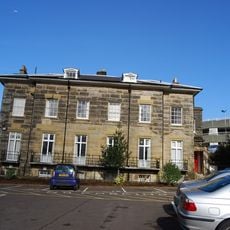 9 And 10, Crescent Road