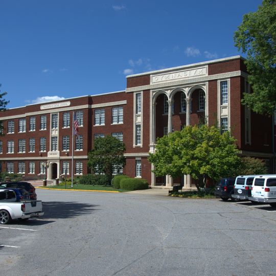Claremont High School Historic District