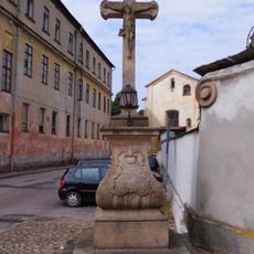 Cross in Karla Klíče street