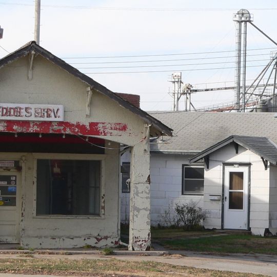 Warner's Filling Station and House