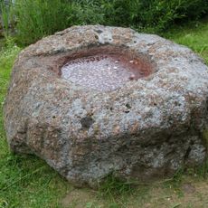 Gargždelės akmuo su dubeniu