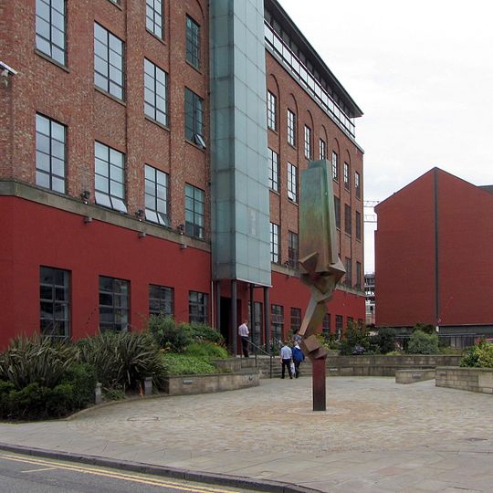 Work of art, sculpture