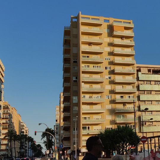 Edificio de Viviendas "El Caramelo"