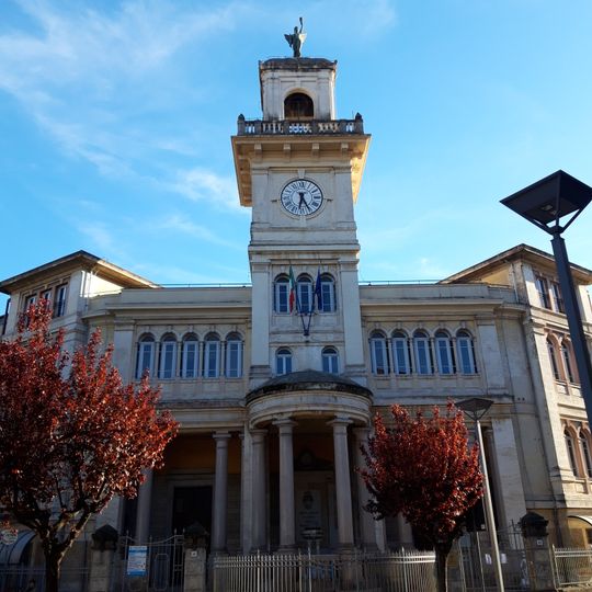 Scuola primaria Monumento ai caduti