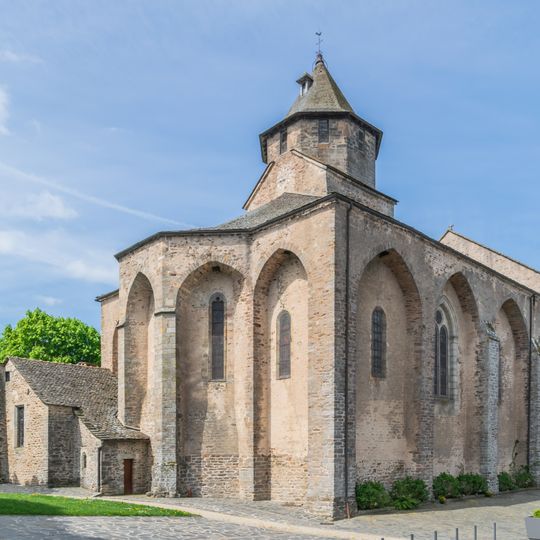 Église Saint-Martial de Rieupeyroux