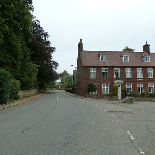 Lovett House And Wall Attached To Rear