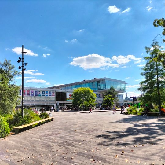Esplanade Pierre-Semard